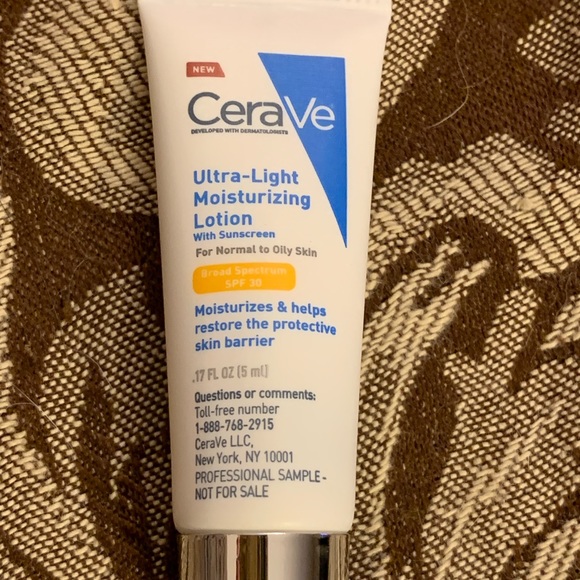cera ve Other - Cera Ve ultra light moisturizing lotion cera ve Other - Cera Ve ultra light moisturizing lotion